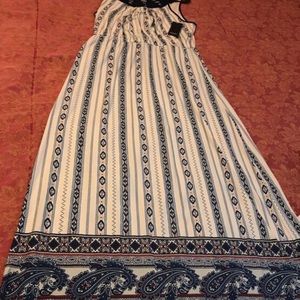 A beautiful BRAND NEW dress